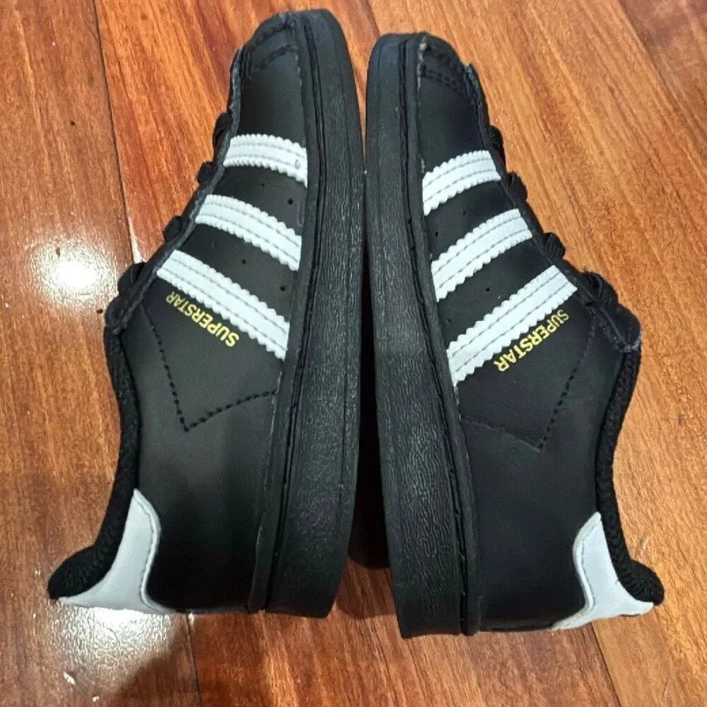 Adidas Superstar Toddler Sneakers “Black/White” — Size 9K